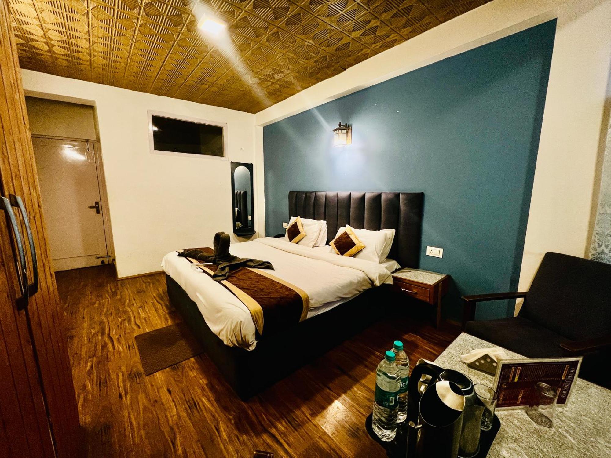 Hotel Green Link -#Near Volvo Bus Stand #Mountain View #River View #Open Terrace Manāli Buitenkant foto