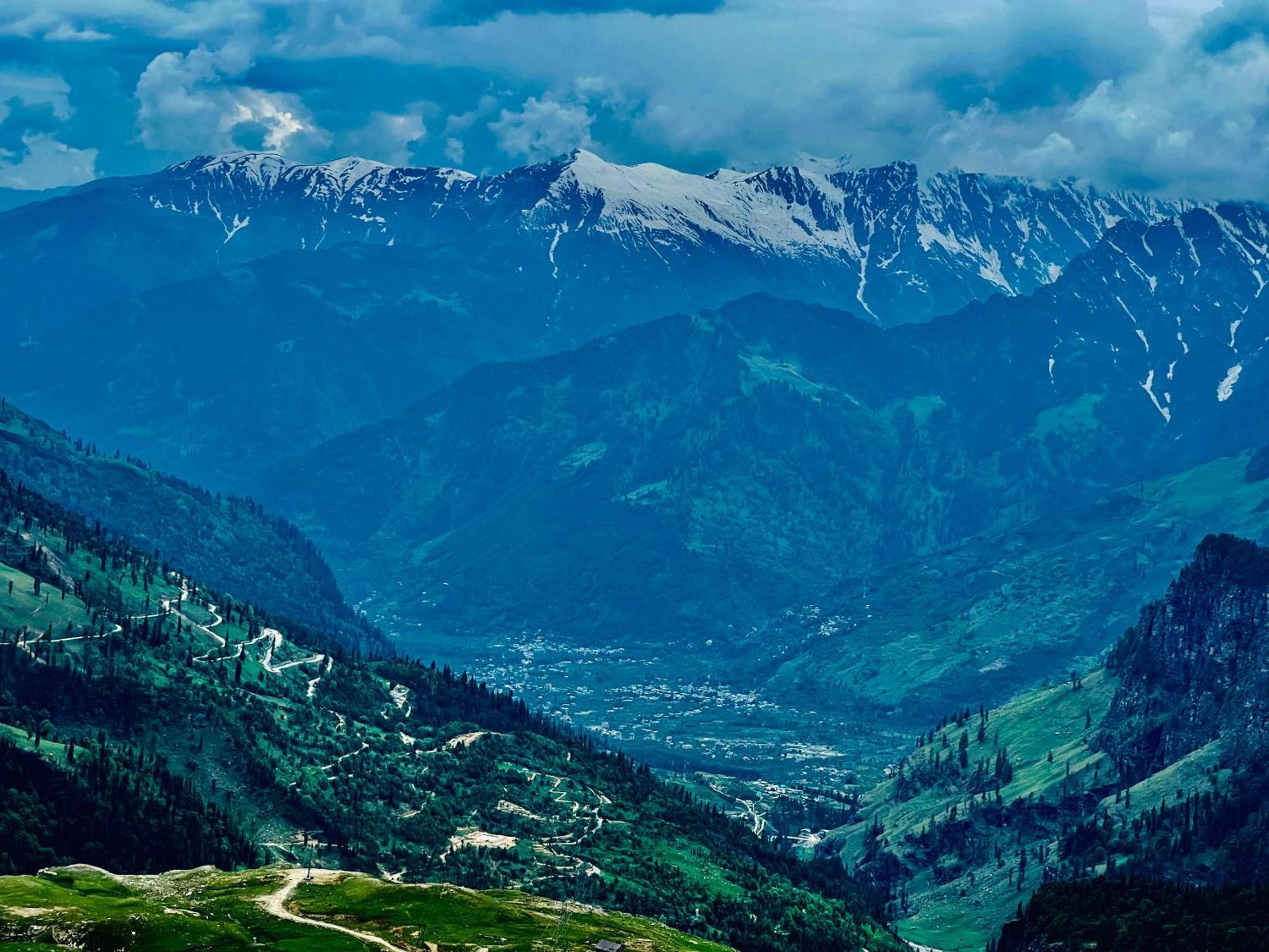 Hotel Green Link -#Near Volvo Bus Stand #Mountain View #River View #Open Terrace Manāli Buitenkant foto